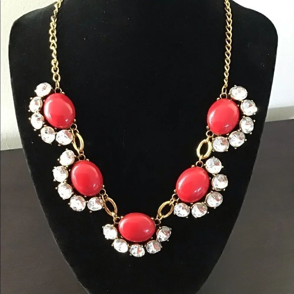 Rhinestone bib style necklace 